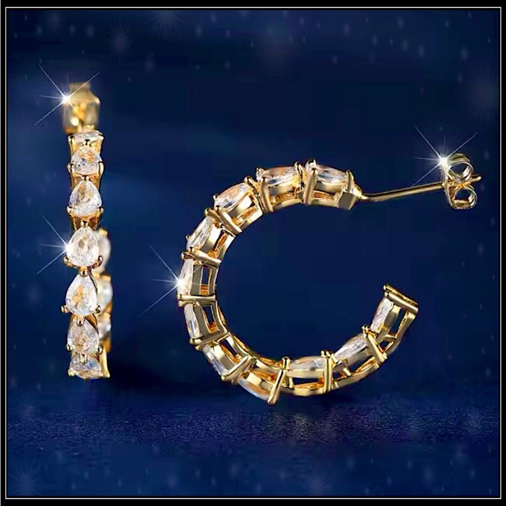 Clearance! NEW MARQUISE SIMULATED WHITE SAPPHIRE HUGGIE EARRINGS
